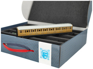 Feldherr Storage Box FSLB075 for model railway locomotives, wagons and vehicles - 5 slots for 00 gauge vertical